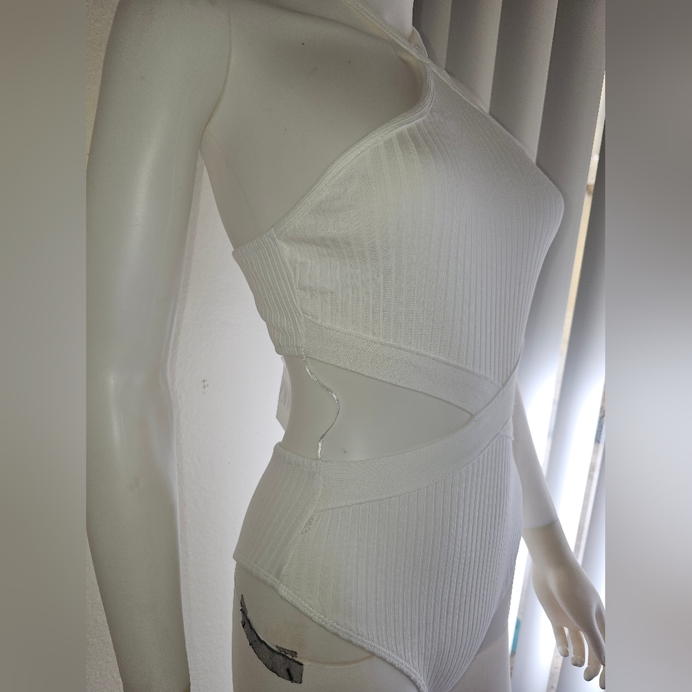 NOT Available ZARA NWT Ribbed Cut Out Bodysuit White Size Small - Picture 8 of 16